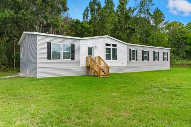 Cypress Manor 0764E exterior