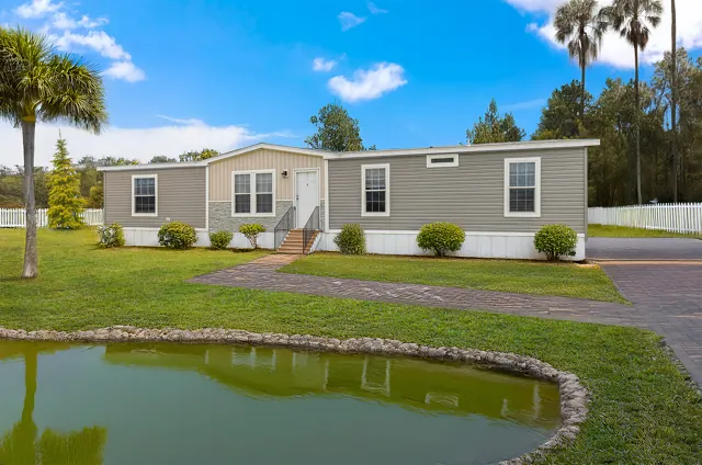 Riverview 4603A exterior 1